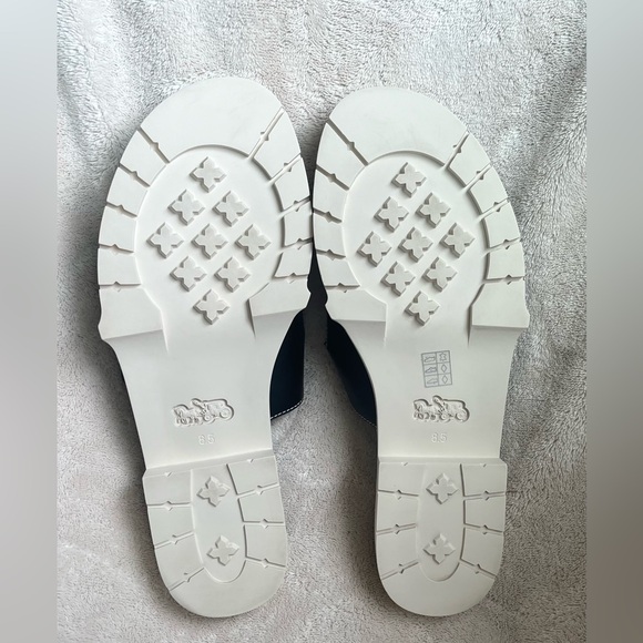 Coach (NWOT) piper leather blue size 8.5 B sandals shoes clothes - Picture 11 of 17